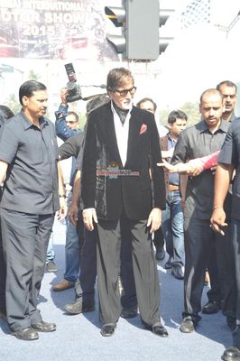 Amitabh Bachchan & Akshara Haasan inaugurate the Mumbai International Motor Show 2015