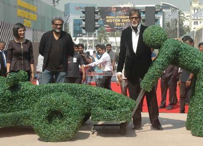 Amitabh Bachchan & Akshara Haasan inaugurate the Mumbai International Motor Show 2015