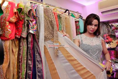 Shilpi Sharma among other Bolly Celebs at the launch of a Designer Ji-Vani store