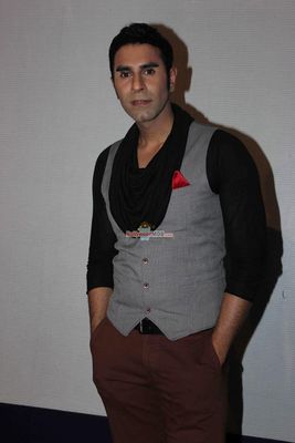 Jesse Randhawa and Varsha Usgaonkar perform with Sandip Soparkar at a dance performance
