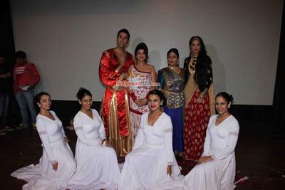 Jesse Randhawa and Varsha Usgaonkar perform with Sandip Soparkar at a dance performance