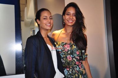 Lisa Haydon cheers her sister's dance academy - Prima Ballerina