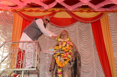 Bollywood & TV Celebs celebrate Father of Indian Cinema Dadasaheb Phalke's 71st death anniversary