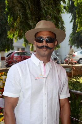 Bollywood & TV Celebs celebrate Father of Indian Cinema Dadasaheb Phalke's 71st death anniversary