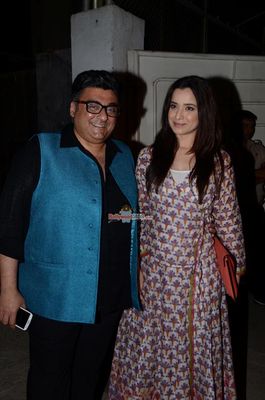 Tabu among Bolly Celebs at special screening of film 'Badlapur'