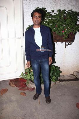 Tabu among Bolly Celebs at special screening of film 'Badlapur'