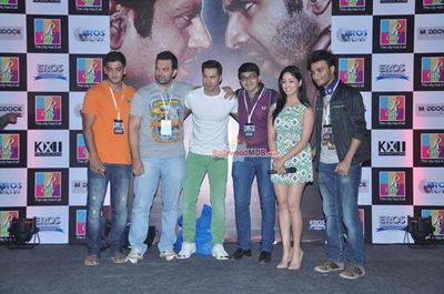 Varun Dhawan and Yami Gautam promote film 'Badlapur'