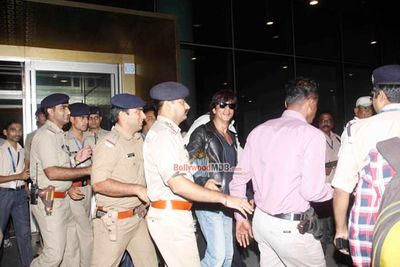 Shah Rukh Khan with his family snapped at Mumbai International Airport