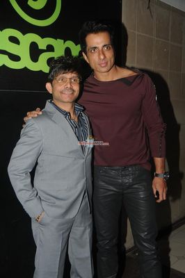 Bolly Celebs at Kamaal Rashid Khan's (KRK) birthday party