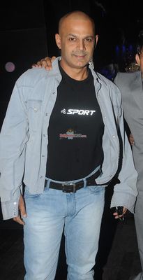 Bolly Celebs at Kamaal Rashid Khan's (KRK) birthday party