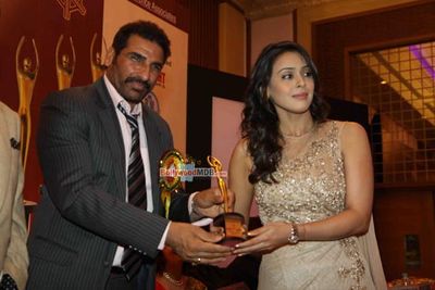 Bollywood Celebs at All India Achievers Awards 2015