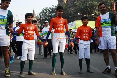 The Standard Chartered Mumbai Marathon 2015 witnesses the presence of many Bollywood Celebrities