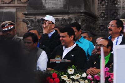 The Standard Chartered Mumbai Marathon 2015 witnesses the presence of many Bollywood Celebrities