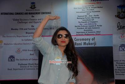Mumbai University felicitates Rani Mukherjee and Prem Chopra
