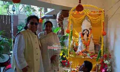 Bollywood Celebs at Bappi Lahiri's Saraswati Puja at his residence