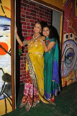 Bollywood celebs at the success celebration of Rajesh Puri's  play 'Sab Golmaal Hai'