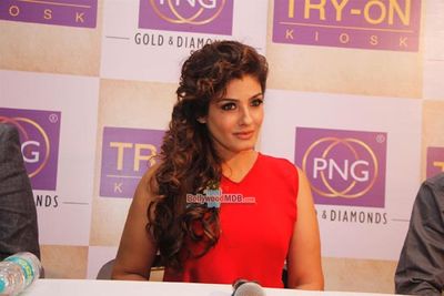 Raveena Tandon at the Re-launch of E-commerce Website of P.N. Gadgil Jewellers Pvt. Ltd.