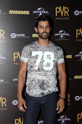 Arshad Warsi, Elli Avram among other Bolly Celebs at Special Screening of Hollywood Film 'Minions'