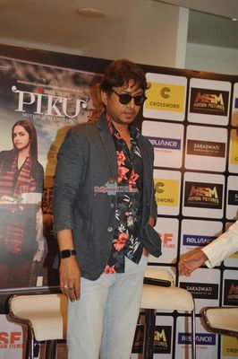 Amitabh Bachchan, Irrfan Khan, Shoojit Sircar at film 'Piku' DVD launch