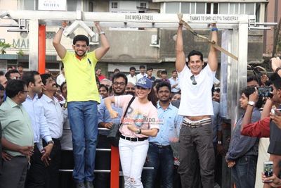 Dino Morea & Jacqueline Fernandez with Yuva Sena President Aditya Thackeray at the Launch of Dino's Fitness Open Gymnasium
