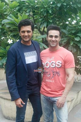 Riteish Deshmukh and Pulkit Samrat at film 'Bangistan' Press Meet