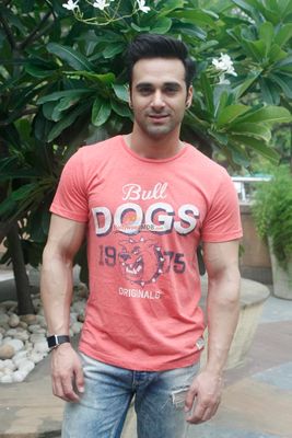 Riteish Deshmukh and Pulkit Samrat at film 'Bangistan' Press Meet