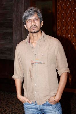 Tia Bajpai, Satyajeet Dubey, Vijay Raaz, Rajpal Yadav, Rakesh Bedi at film 'Baankey Ki Crazy Baraat' Press Meet