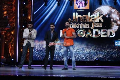 Riteish Deshmukh, Pulkit Samrat Promote Film 'Bangistan' on the Sets of Jhalak Reloaded