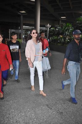 Bolly Celebs snapped on arrival from Dubai's Arab Indo Bollywood Awards