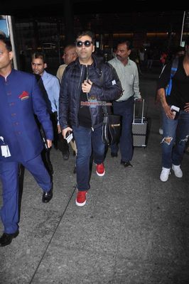 Bolly Celebs snapped on arrival from Dubai's Arab Indo Bollywood Awards