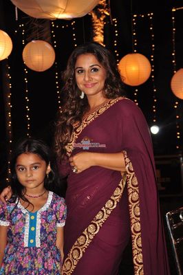 Vidya Balan at the Promotion of film 'Hamari Adhuri Kahani' at a TV Show