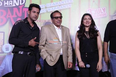 Dharmendra, Govinda, Geeta Basra, Govinda's daughter Tina Ahuja, Gippy Grewal at the Trailer of film 'Second Hand Husband'