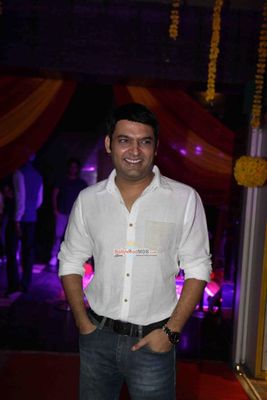 Dharmendra, Govinda, Geeta Basra, Govinda's daughter Tina Ahuja, Gippy Grewal at the Trailer of film 'Second Hand Husband'