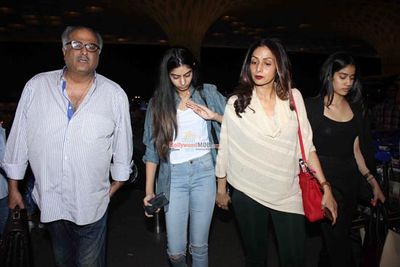 Hrithik Roshan, Sridevi, Anil Kapoor, Malaika Arora Khan, Neha Dhupia, Esha Gupta, Sonu Sood, Dia Mirza snapped leaving for IIFA 2015