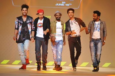 Varun Dhawan's 4D performance to promote film 'ABCD 2' in tie up with Pond's Men