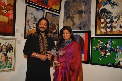 Amisha Patel, Singers Roop Kumar Rathod, Sonali Rathod at the Inauguration of a Group Art Exhibition