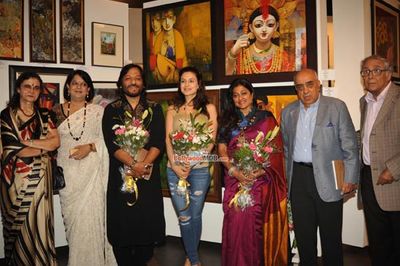 Amisha Patel, Singers Roop Kumar Rathod, Sonali Rathod at the Inauguration of a Group Art Exhibition