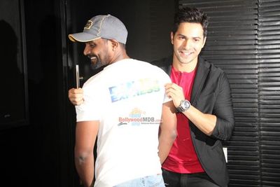 Varun Dhawan & Remo D'Souza at the launch of song 'Chunar' from film 'ABCD 2'