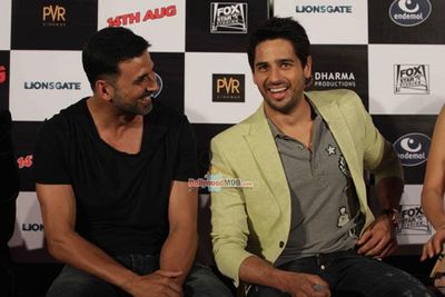 Akshay Kumar, Jacqueline Fernandez, Jackie Shroff, Siddharth Malhotra at film 'Brothers' Trailer Launch