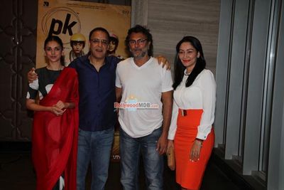 Amitabh Bachchan, Aamir khan, Kangana Ranaut, Anushka Sharma, Deepika Padukone among other Bolly Celebs at the Success Party of Film 'PK'