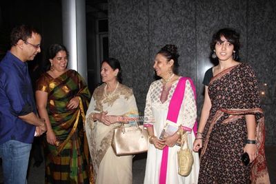 Amitabh Bachchan, Aamir khan, Kangana Ranaut, Anushka Sharma, Deepika Padukone among other Bolly Celebs at the Success Party of Film 'PK'