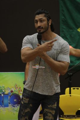 Suniel Shetty & Vidyut Jamwal For Brazilian Marshal Art Form At Mount Litera School