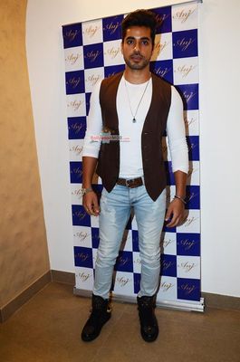 Malaika Arora Khan, Gautam Gulati, Divya Khosla Kumar at the Launch of Store Anj Kouture