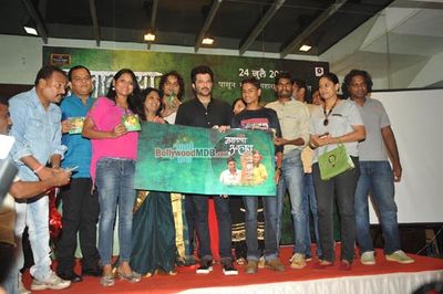 Anil Kapoor with Usha Jadhav at Marathi film 'Manaatlya Unhat' Music Launch
