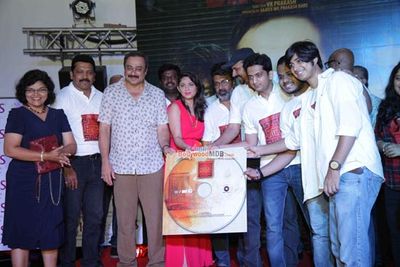Smita Gondkar, Sachin Khedekar, Sonalee Kulkarni, Amey Wagh, Jaywant Wadkar at Marathi film 'Shutter' Trailer and Music Launch