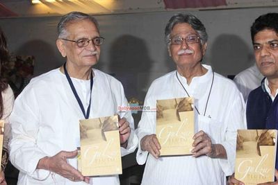 Gulzar at the Launch of Script Writer Javed Siddiqui's Book at Literature Festival at JJ School of Arts