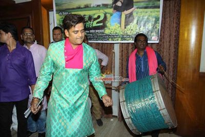 Ravi Kishan and Shinjini Kulkarni perform during the Holi celebration on Big Magic Gana Channel and promotion of his upcoming movie