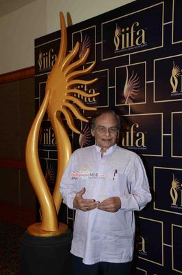 Anil Kapoor, Dia Mirza, Huma Qureshi, Kriti Sanon among Bollywood Celebs at the 16th IIFA Voting Weekend