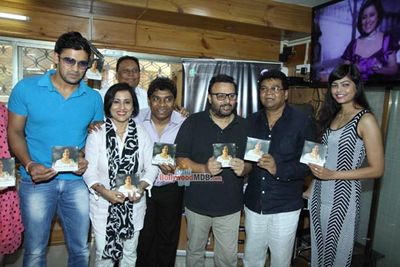 Bollywood Celebs at the launch of singer Madhushree's album Bawara Na Ban