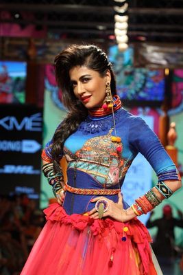 Chitrangada Singh walks the ramp as showstopper at LFW Summer/Resort 2015